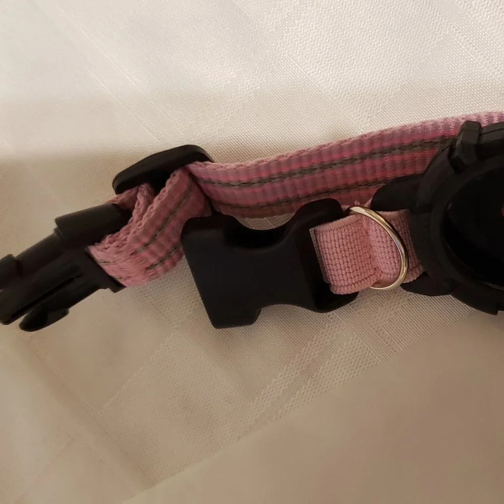 Air tag Cat Collar, Size XS, Pink, FeeYar, comes with 2 little bells if you want